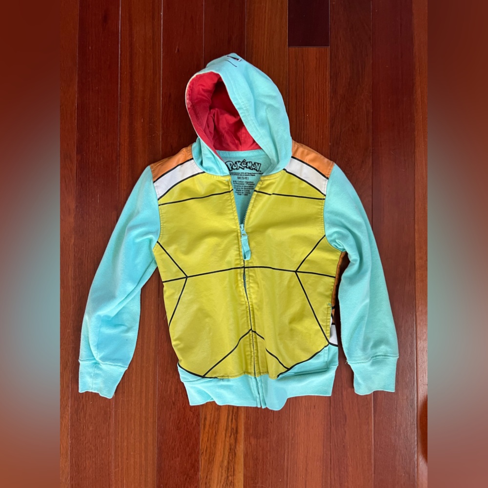 Pokémon boys sweat jacket Size 5/6